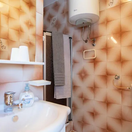Elegant With Terrace Apartament *